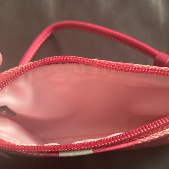 Genuine Coach Heritage Pink and White Wristlet. Signature Wristlet leather trim - Picture 4 of 15